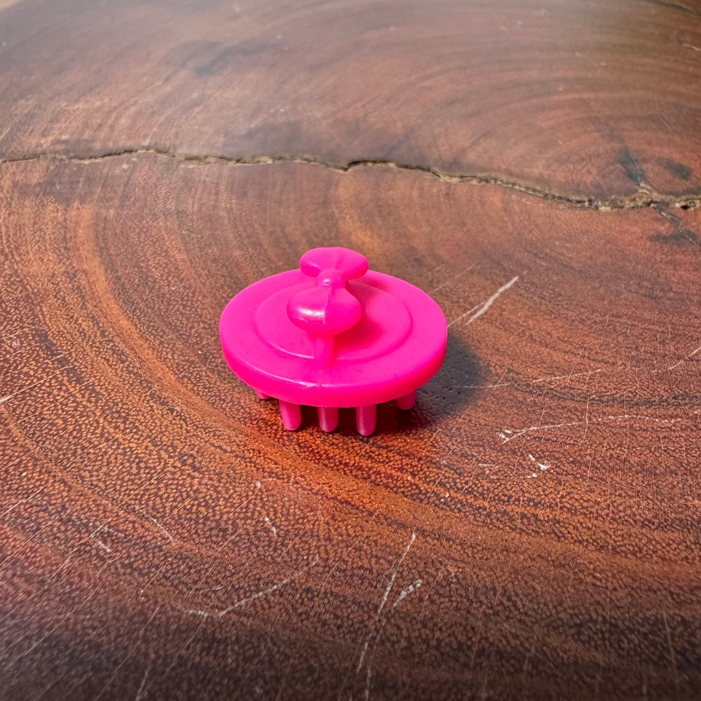 Mattel 2019 Barbie Horse Riding Doll Pink Brush Accessory - Picture 3 of 3